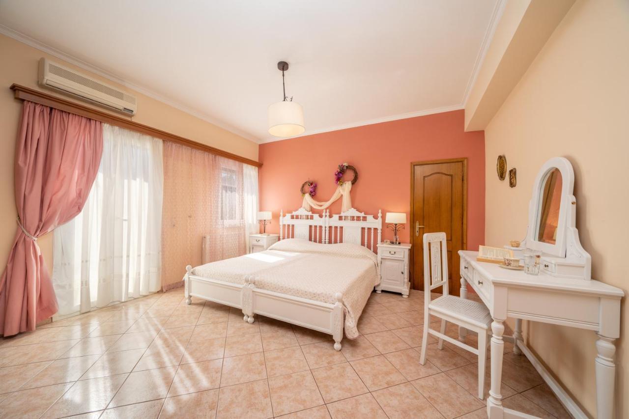 Artemis Superb 2 Bedroom Apartment 700 M Away From The Beach Minia Exterior photo